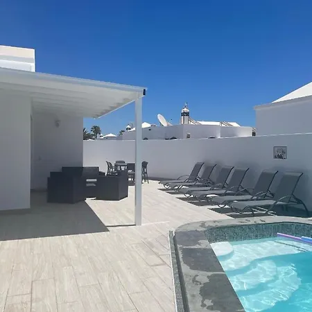 Luisa Puerto del Carmen